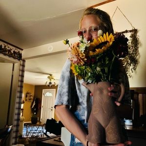 Meet your Posher, Falon